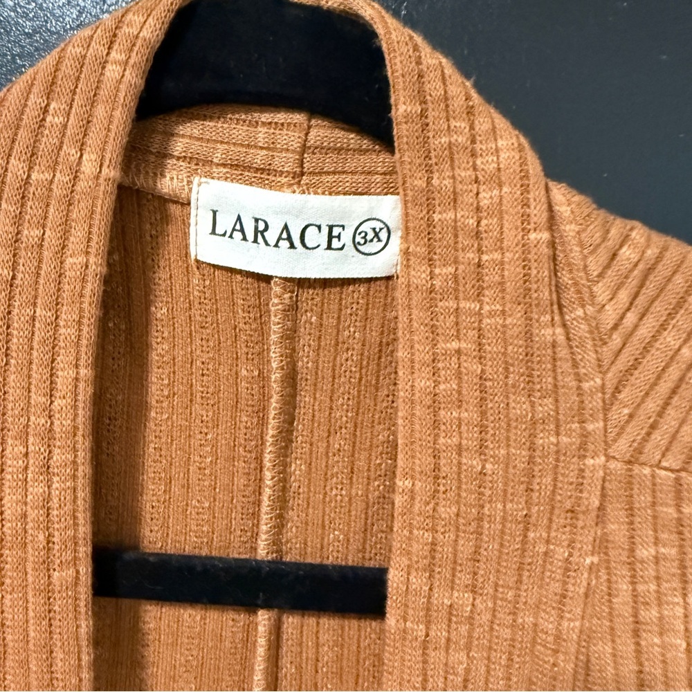 Larace Tan Ribbed Cardigan - Picture 3 of 4